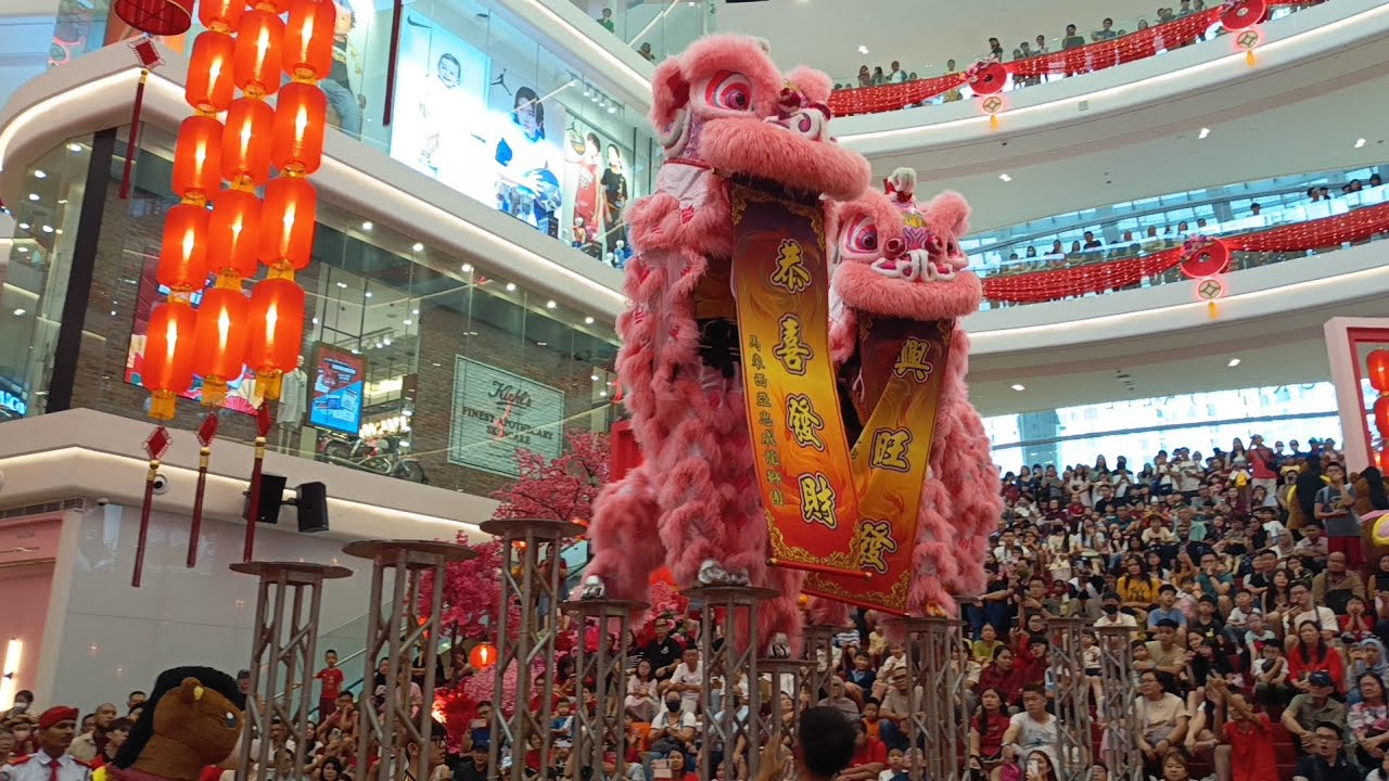 16 February 2026 - Zhong Wai Acrobatic Lion Dance @Pavilion Bukit Jalil
