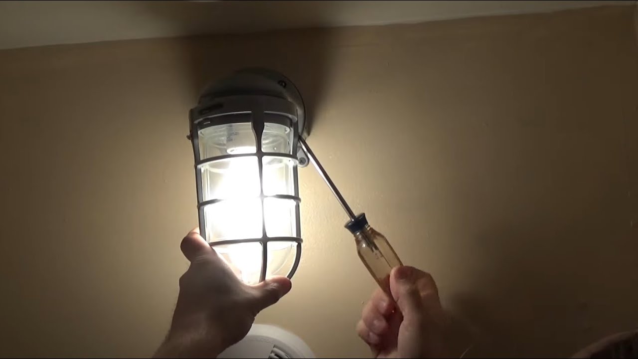 Changing The Incandescent Light Bulb In The Stairwell 1/2025