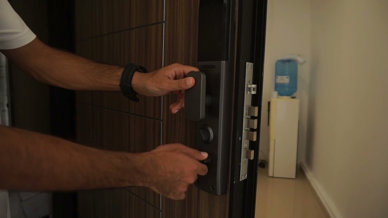 Tuya smart lock for main door big | القفول الذكية للإبواب