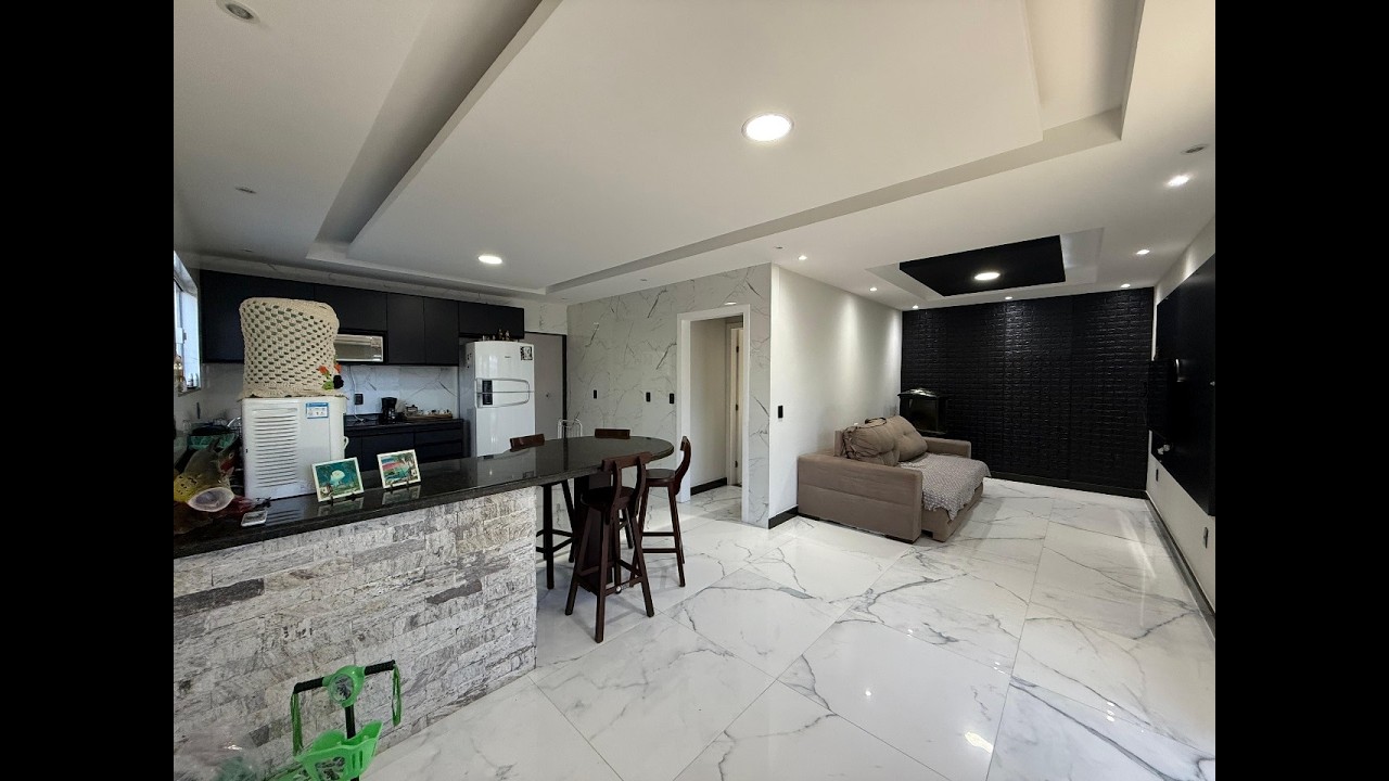 Excelente Casa à Venda em São Pedro   RJ