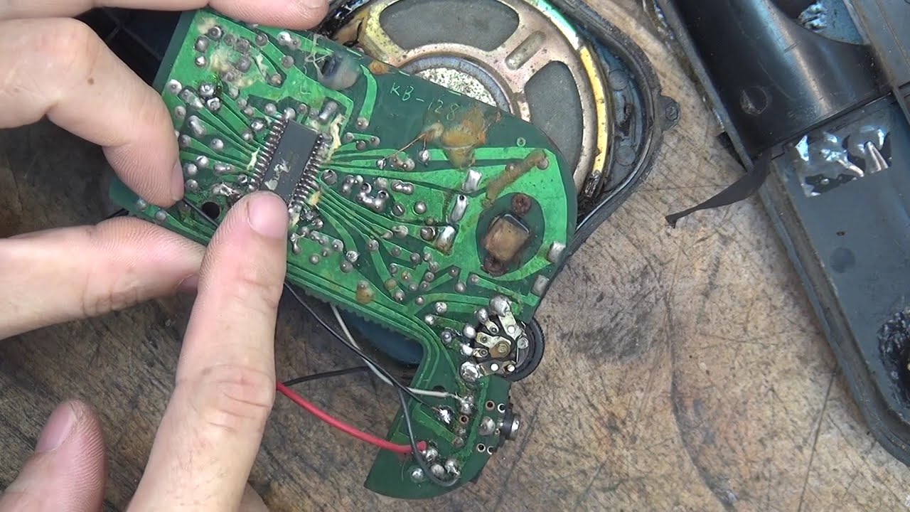 Hãy xem mình sửa chiếc đài(radio) này bị nói bé!