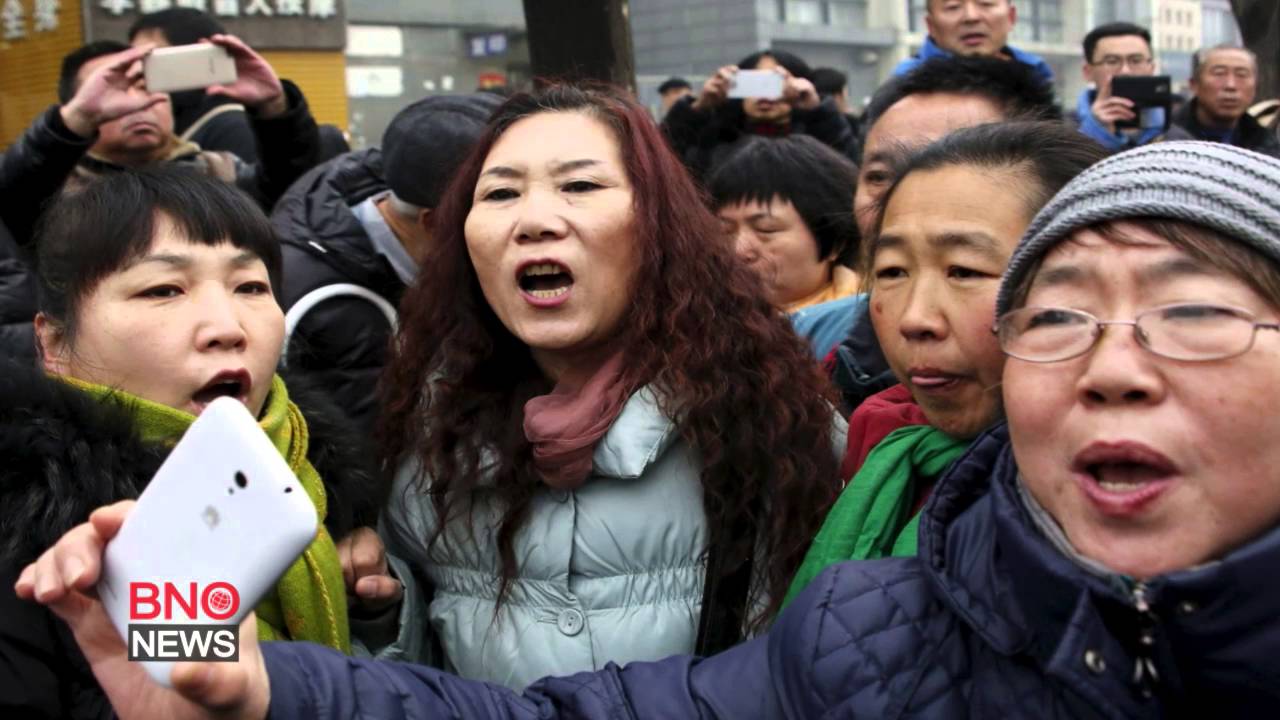 Human rights lawyer faces 8 years in prison for 7 'tweets'