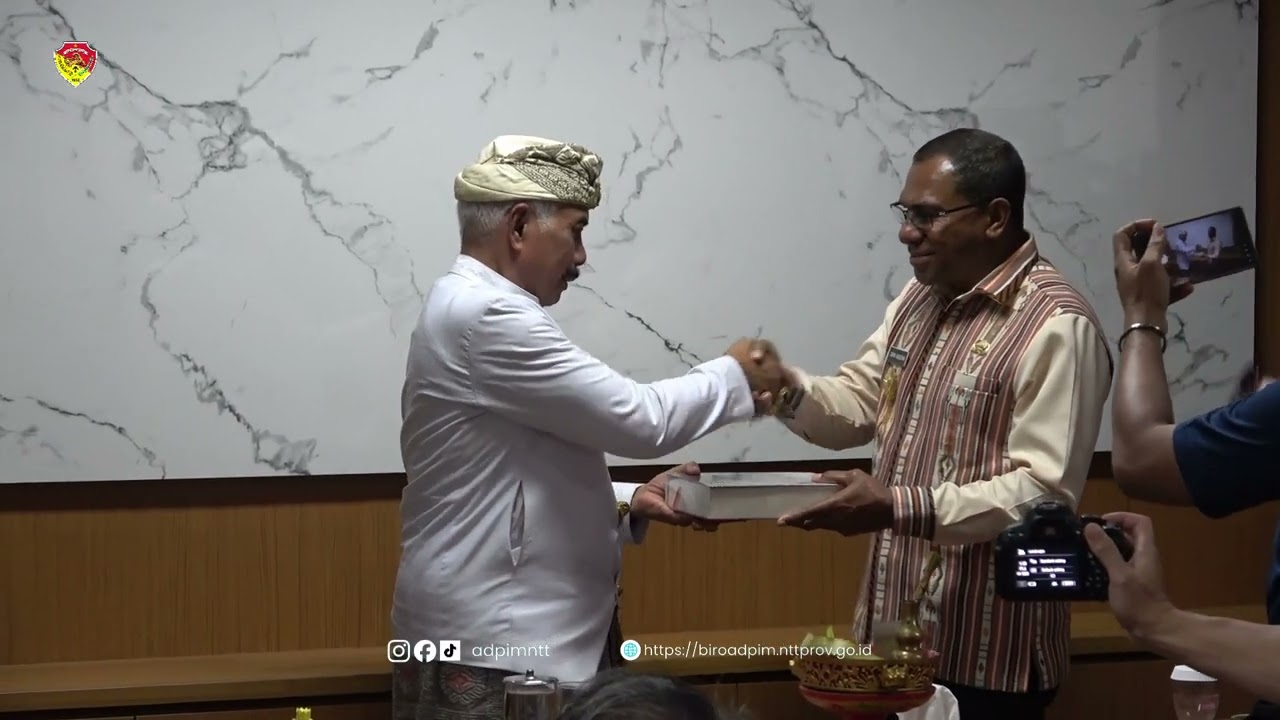 Kunjungan Wakil Gubernur NTT ke Majelis Desa Adat di Bali