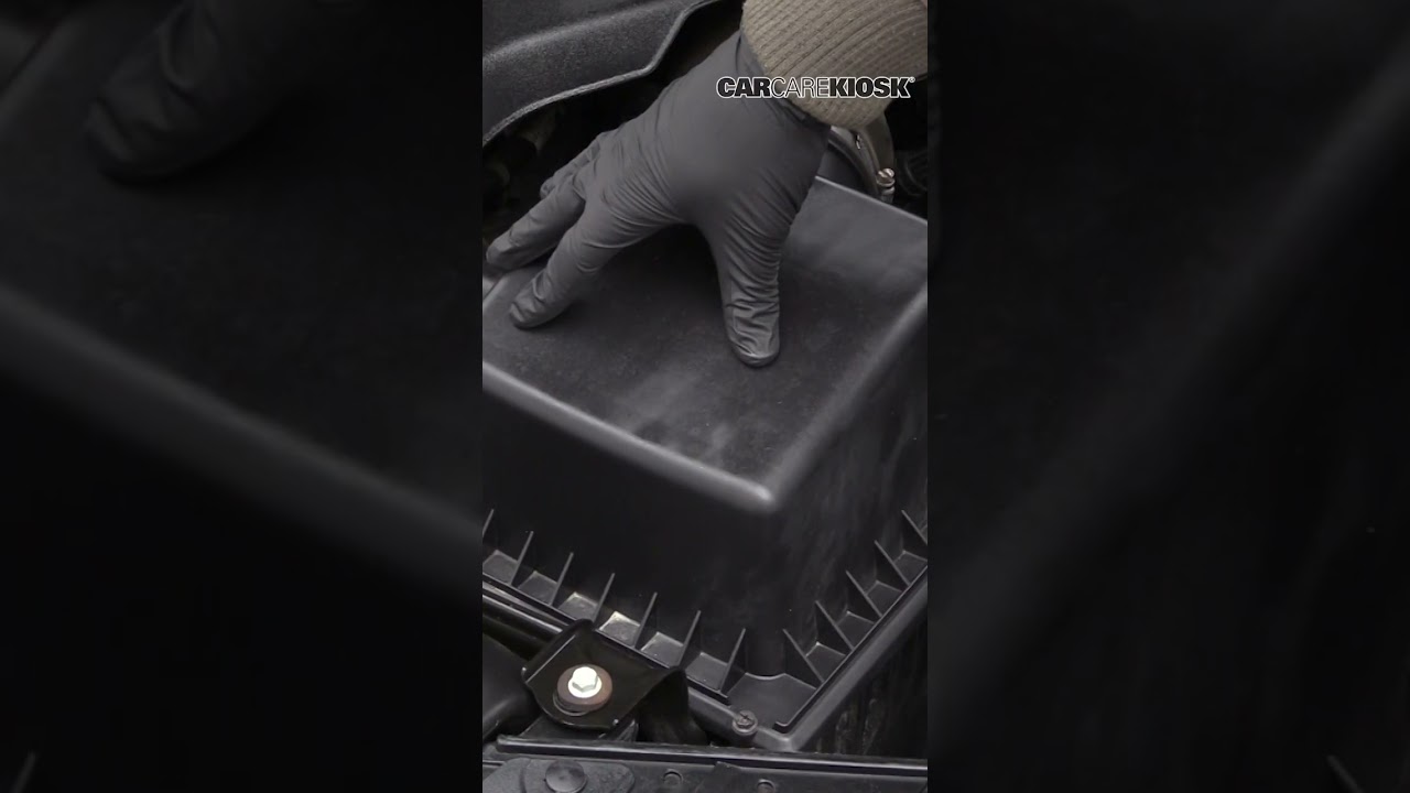Воздушный фильтр двигателя Dodge Avenger 