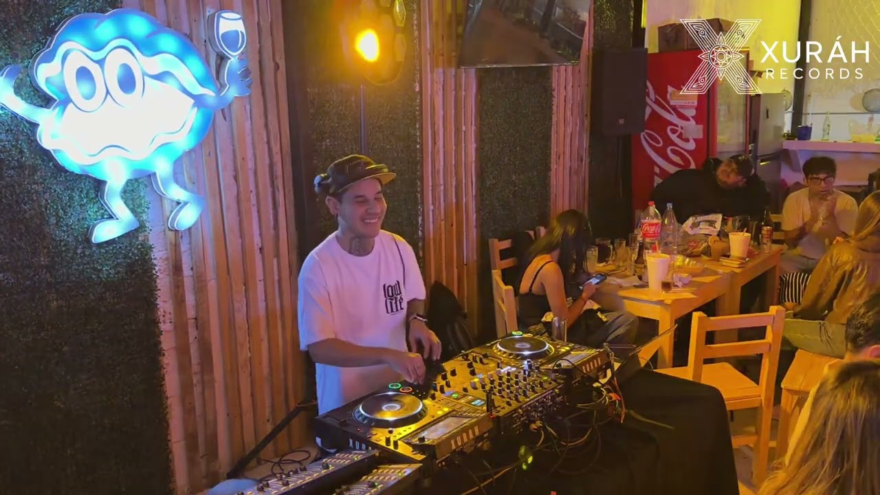 ANGEL BOGARIN | Tech House & Indie Dance DJ Set — Sunday Funday @ Perla Azul