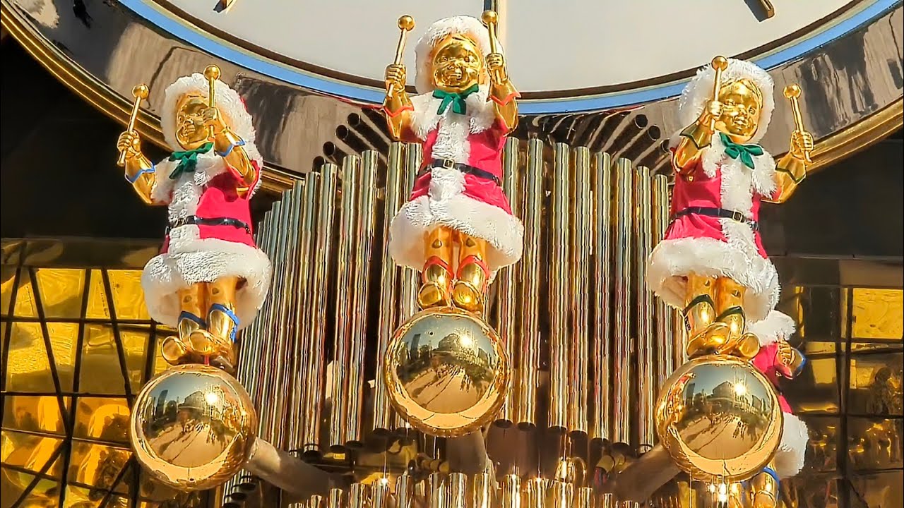 【サンタ姿で登場】東京都千代田区 有楽町  マリオンクロック からくり時計 クリスマスバージョン 2024