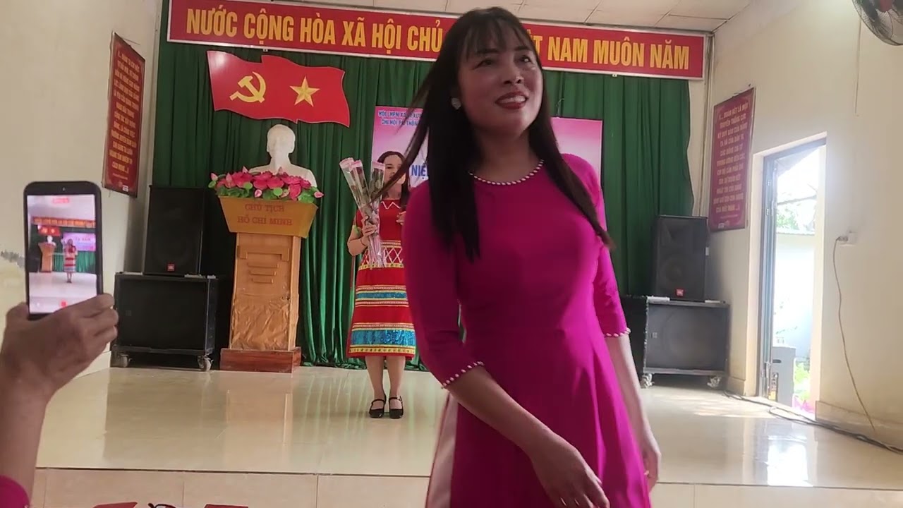 TỌA ĐÀM 8/3 2026 thôn 15 xã Vị Xuyên tỉnh Tuyên Quang  Ca sỹ  phượng Lương 