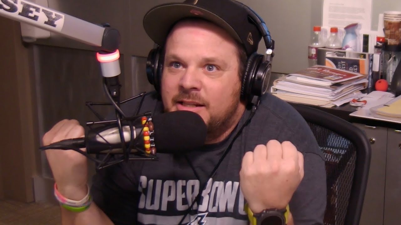 Casey Pooped Outside - Preston & Steve's Daily Rush
