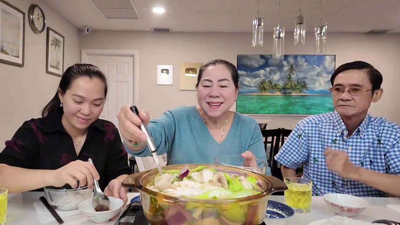 Vlog 3025 ll NỒI LẨU KHỔ QUA VÀ NỔI NIỀM TÂM SỰ BA MẸ NHỮNG NGÀY CẬN TẾT XA QUÊ