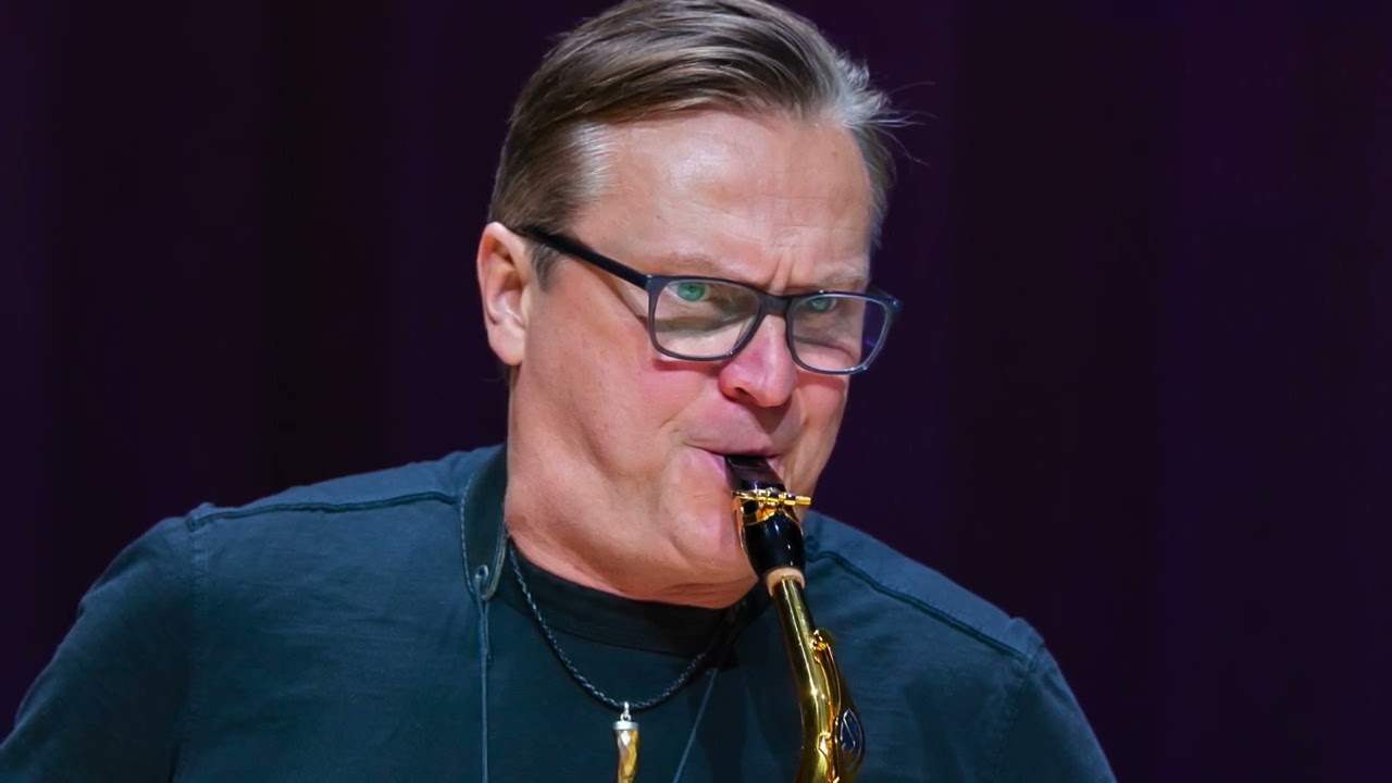 Alphonse Stallaert Quintet for saxophone & string quartet 1.
