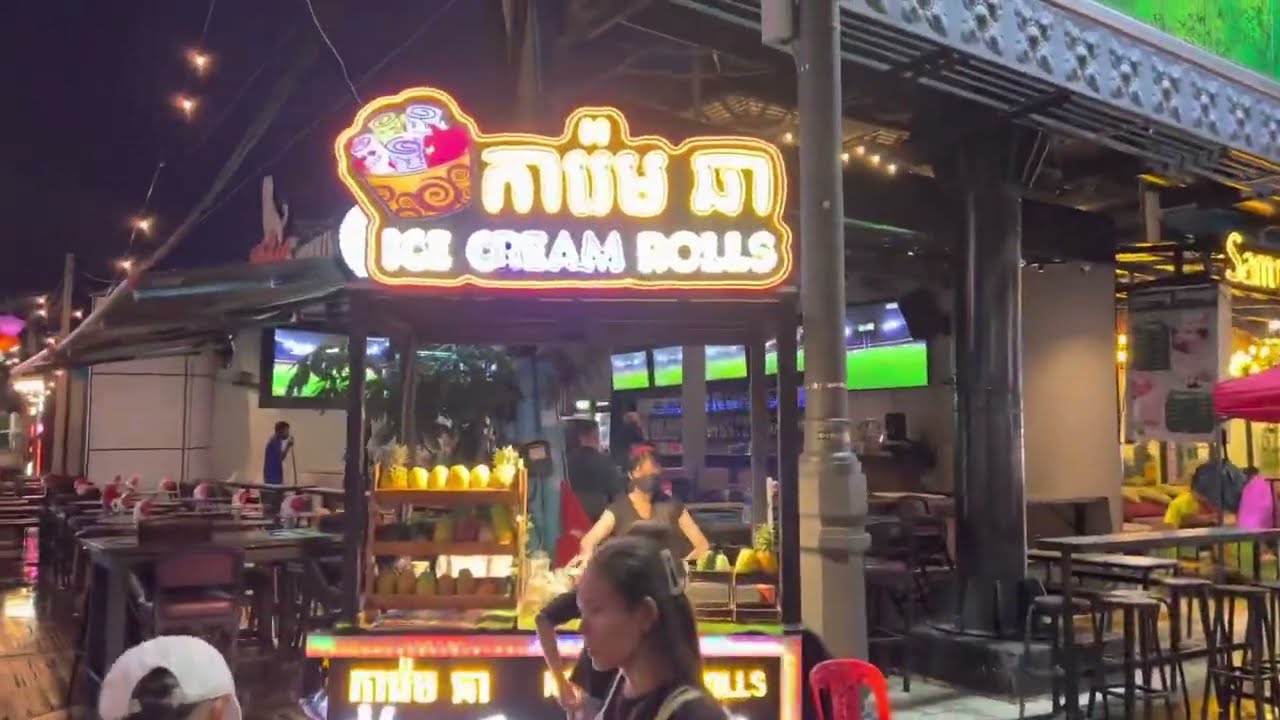 Fish Massage at Pub Street? How Crowded is Siem Reap Pub Street now? The land of Angkor Wat