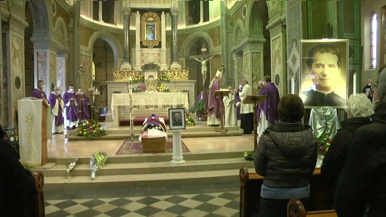 Funerale Don Ugo