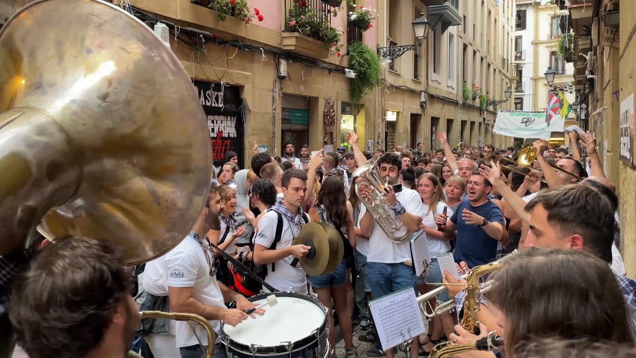 Musa 13 (La Txama) - Joselontxos Txaranga 2024 [Karmengo Jaiak, Donostiako Parte Zaharra]