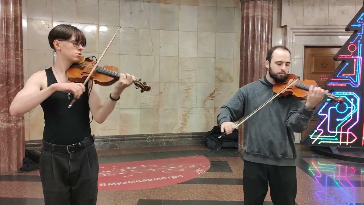 Secret Garden - Song from a Secret Garden - Исполняют скрипачи Серафим Гречихо и Алексей Синьковский