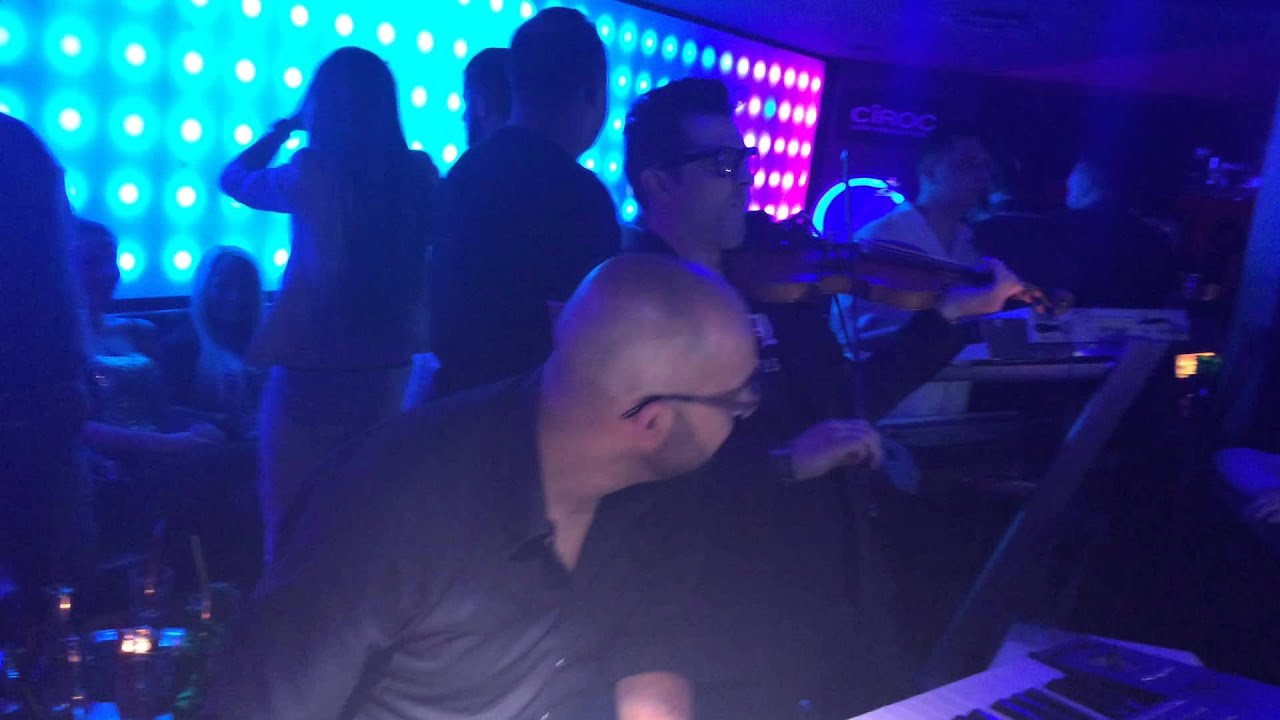Sunaj & Munish in discothek Live 2015