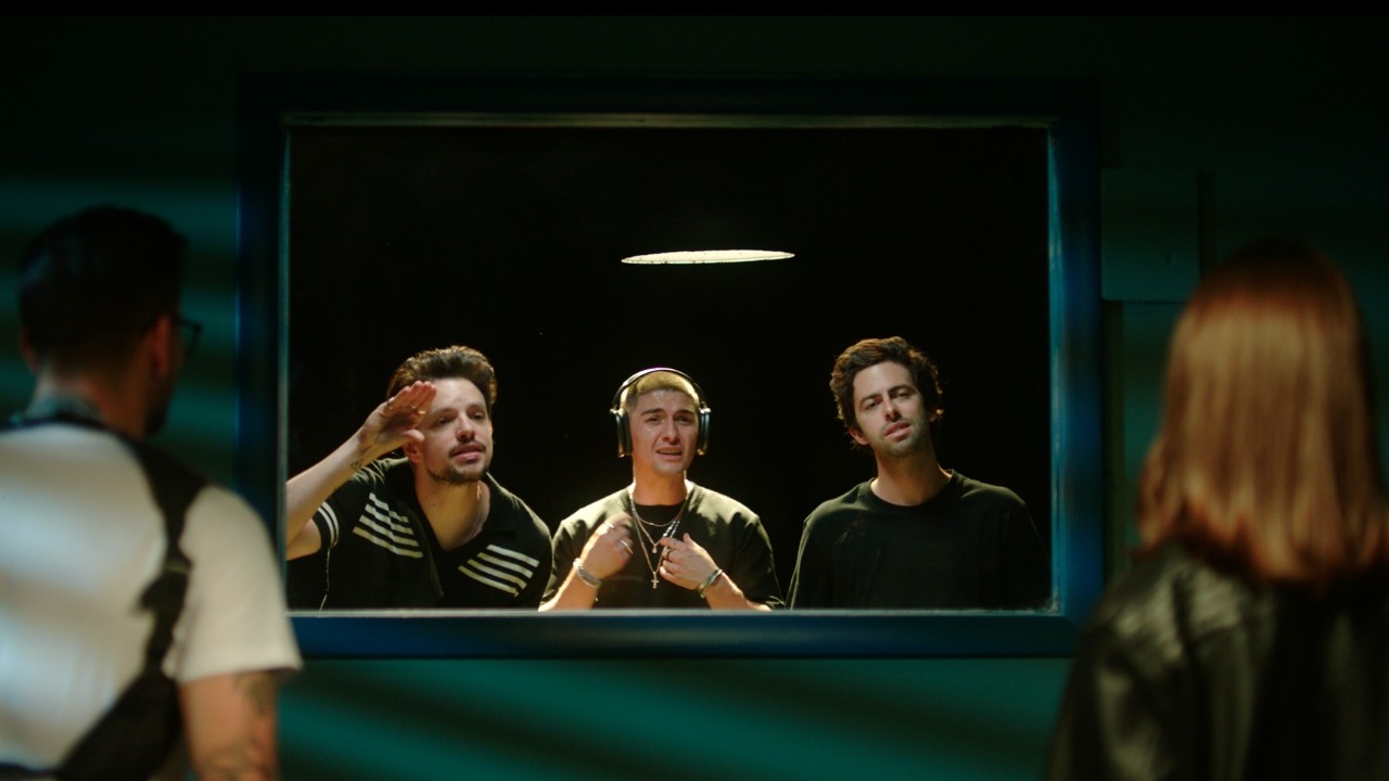 Alex Ponce, Lasso, @sebastianllosa  - Ve y Diles V2 (Remix) [Video Oficial]