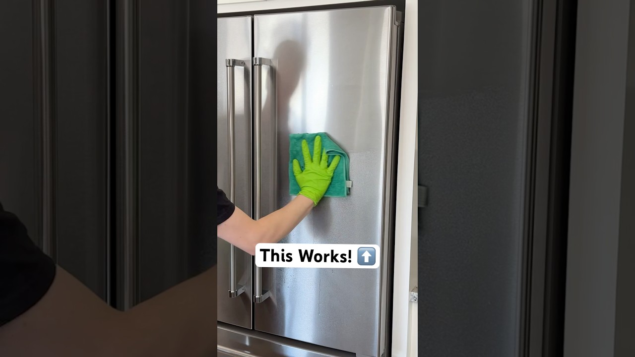 Easily clean smudges and streaks on stainless steel with this! #howto #cleaning #cleaningtips