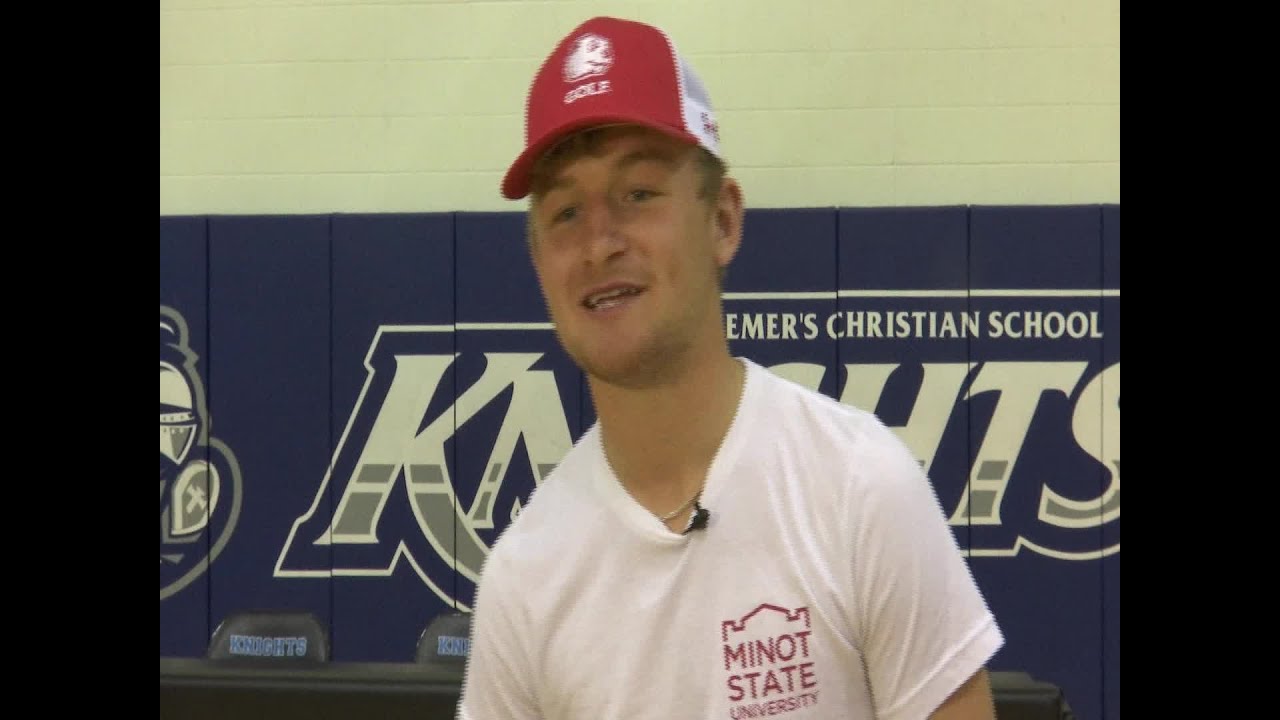 Zach Hendrickson signs with Minot State to play golf