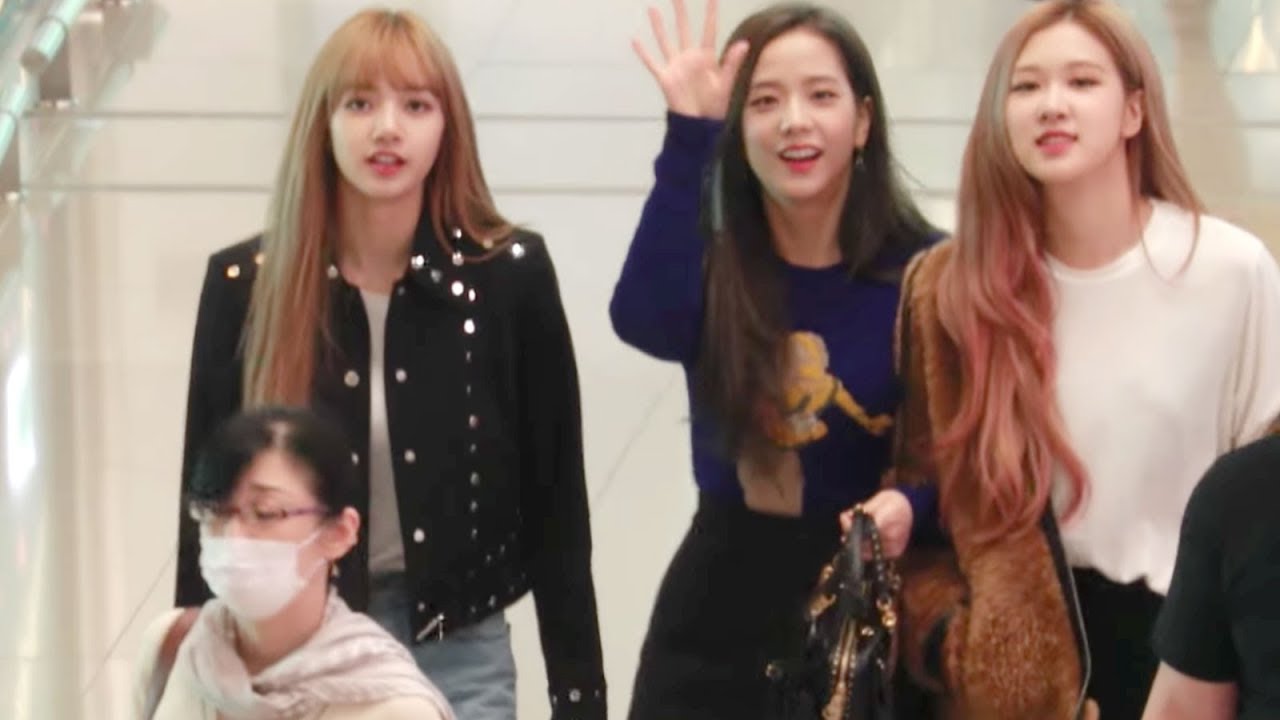 BLACKPINK Jisoo, Rosé, Lisa at Incheon Airport Off to NEW YORK to Attend NEW YORK FASHION WEEK