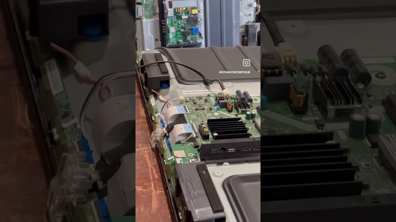 Una falla muy com&uacute;n en TV.                 #tv #technology #technical #electronic #hisensetv