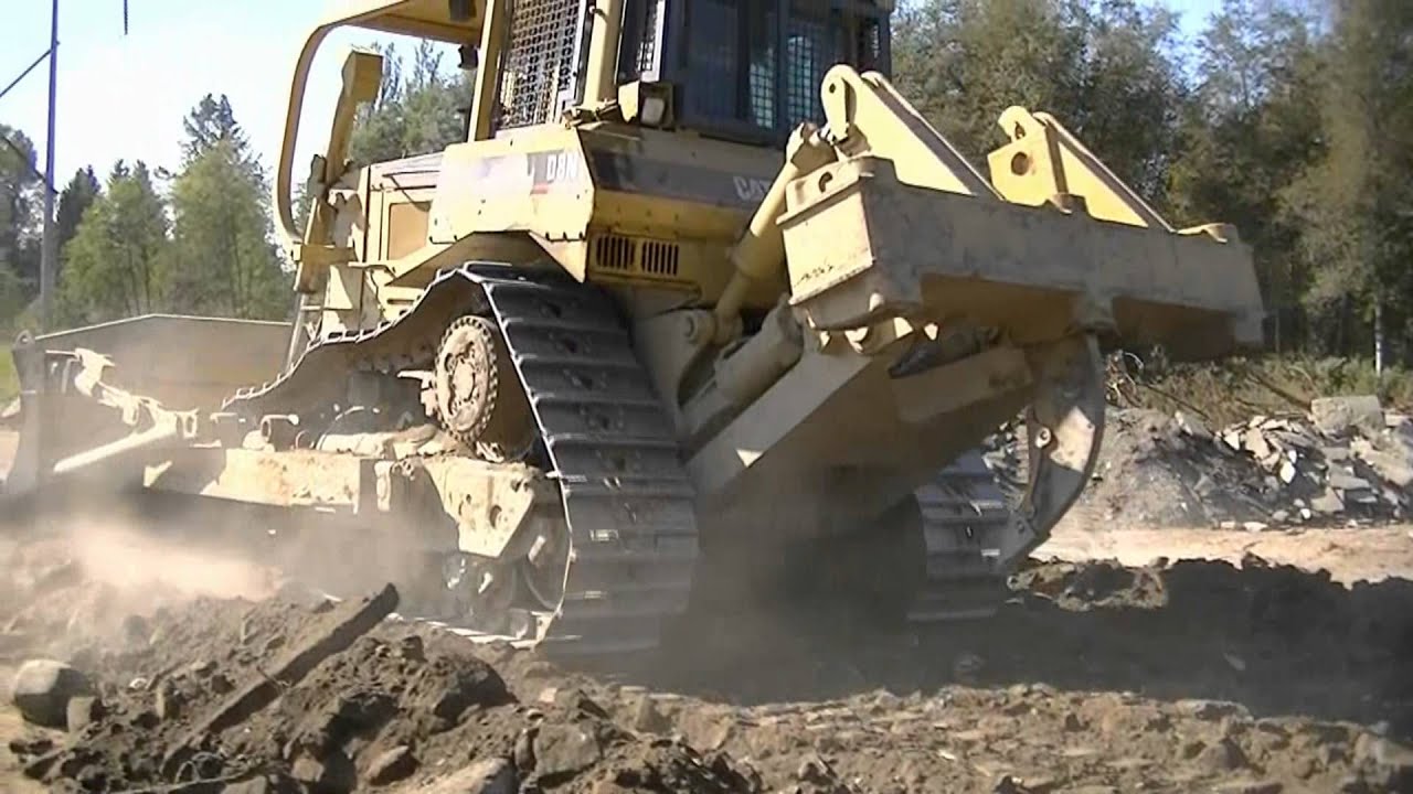 Caterpillar D8N Working