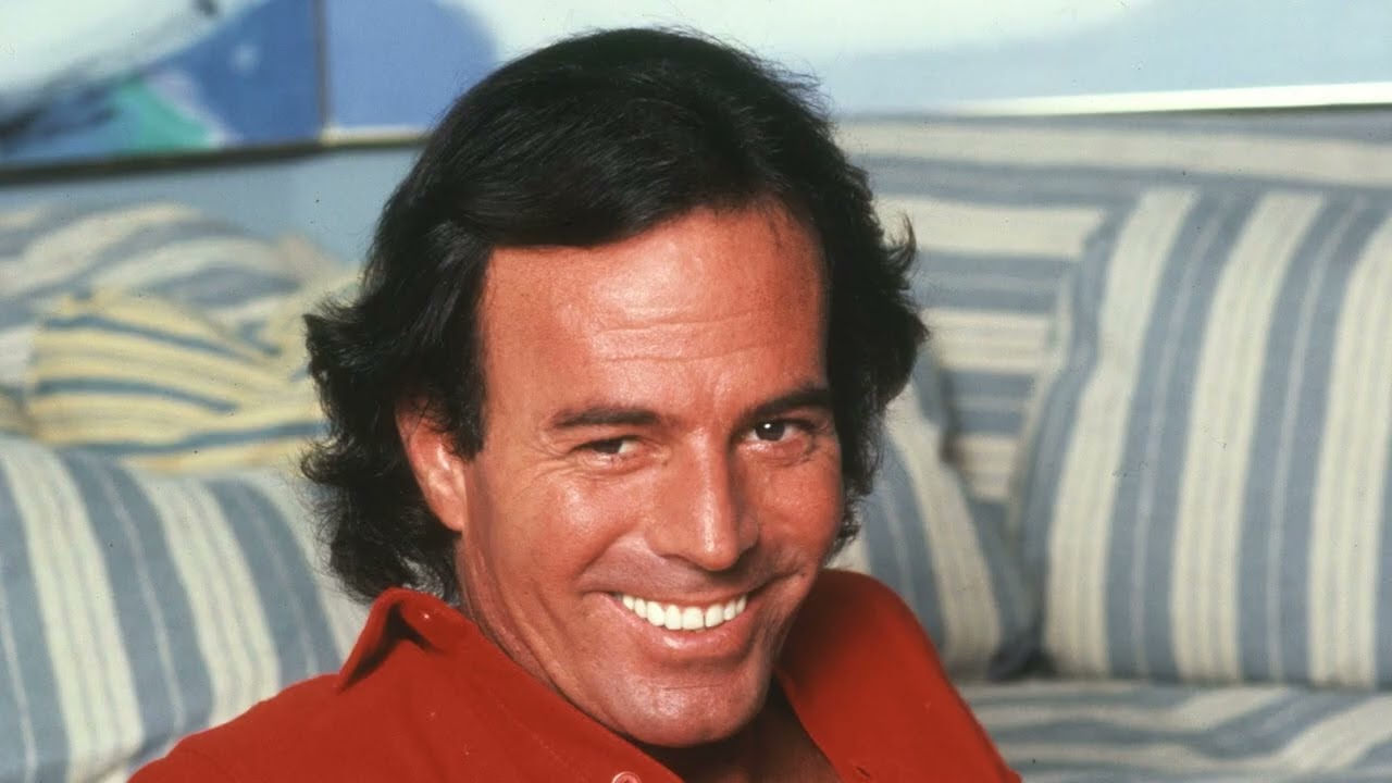 JULIO IGLESIAS - Aimer la vie - Fidèle - Ou est passé ma bohème - Viens m'embrasser.