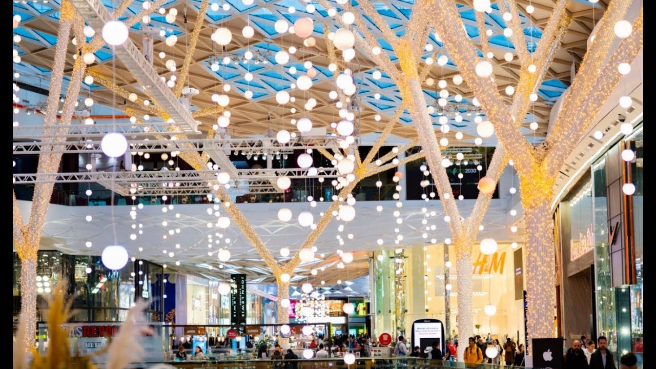 Westfield White City Walk 🎄 BBC TV Centre & Festive Lights