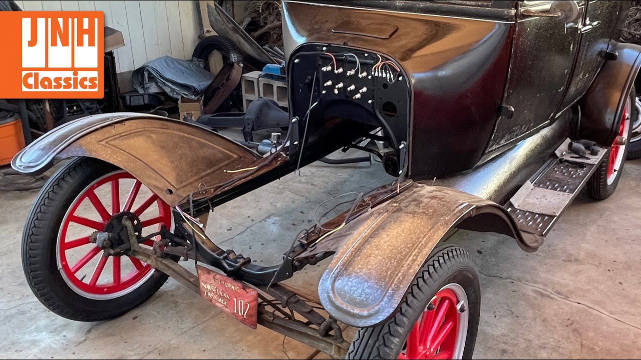 A Forgotten Model T (Episode 8) Engine Bay