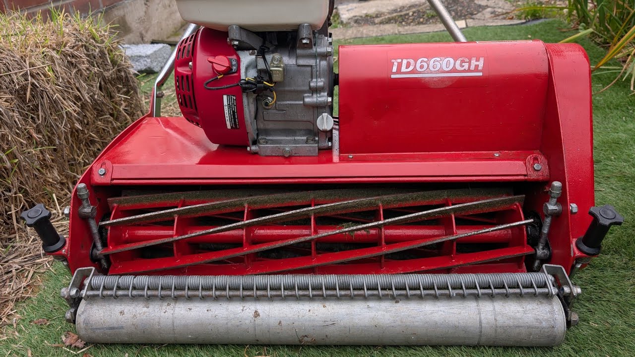 Honda Lawnflite TD660GH. Absolute beauty of a machine 