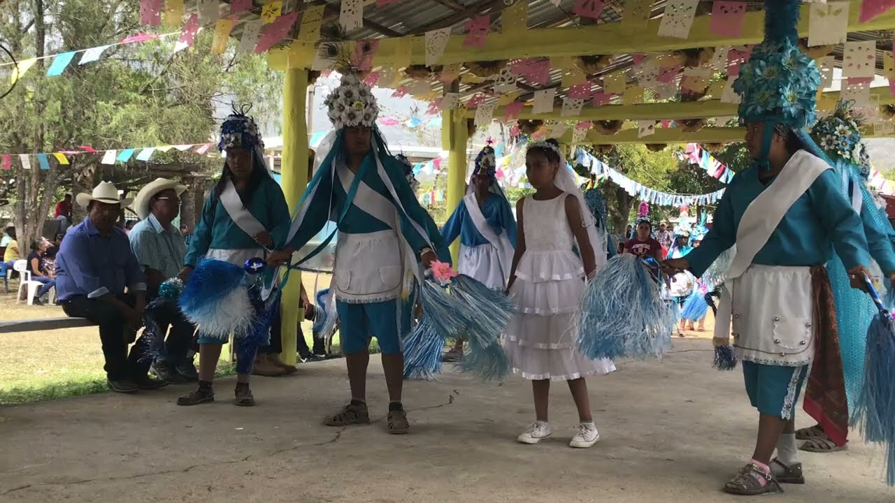 Cuadro de Danza Autóctona de a pie del Sr. del Amparo. (13)
