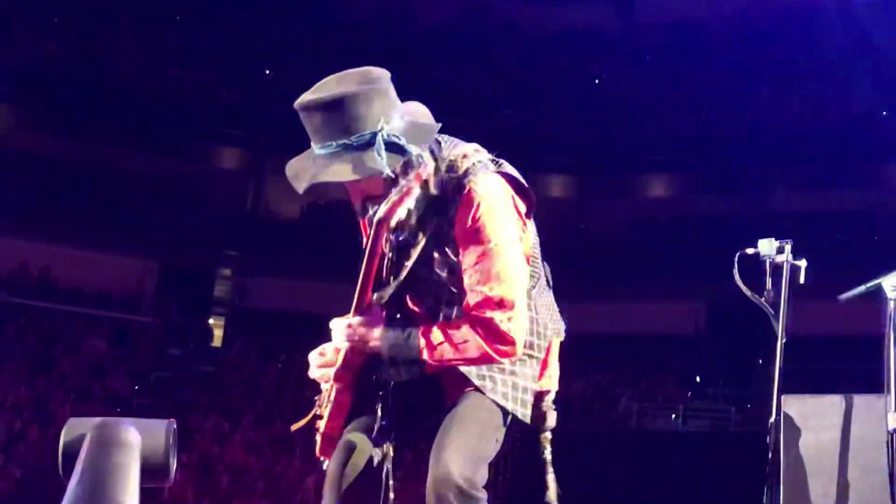 Fleetwood Mac ~ Mike Campbell vocals ~ Oh Well ~ New Orleans ~ 2/16/2019
