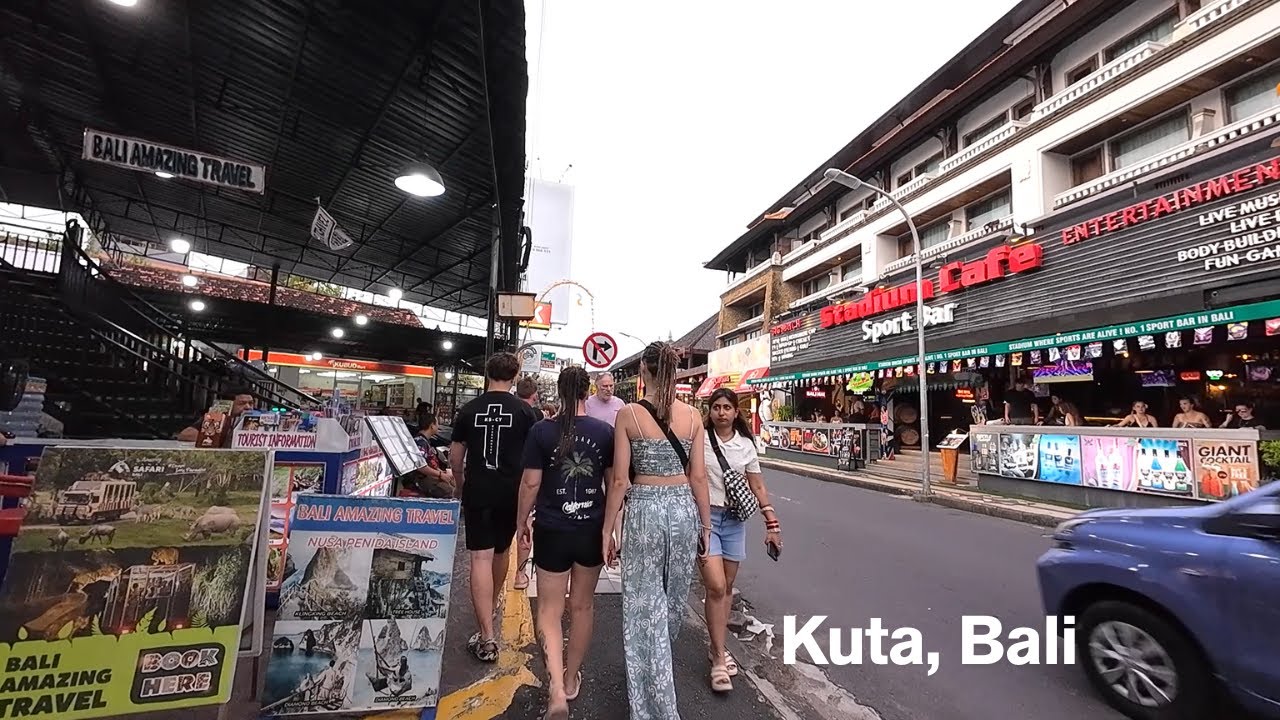 The Current Situation of Kartika Street, Kuta Square, and Kuta Beach | Walking Tour Kuta Bali 2025