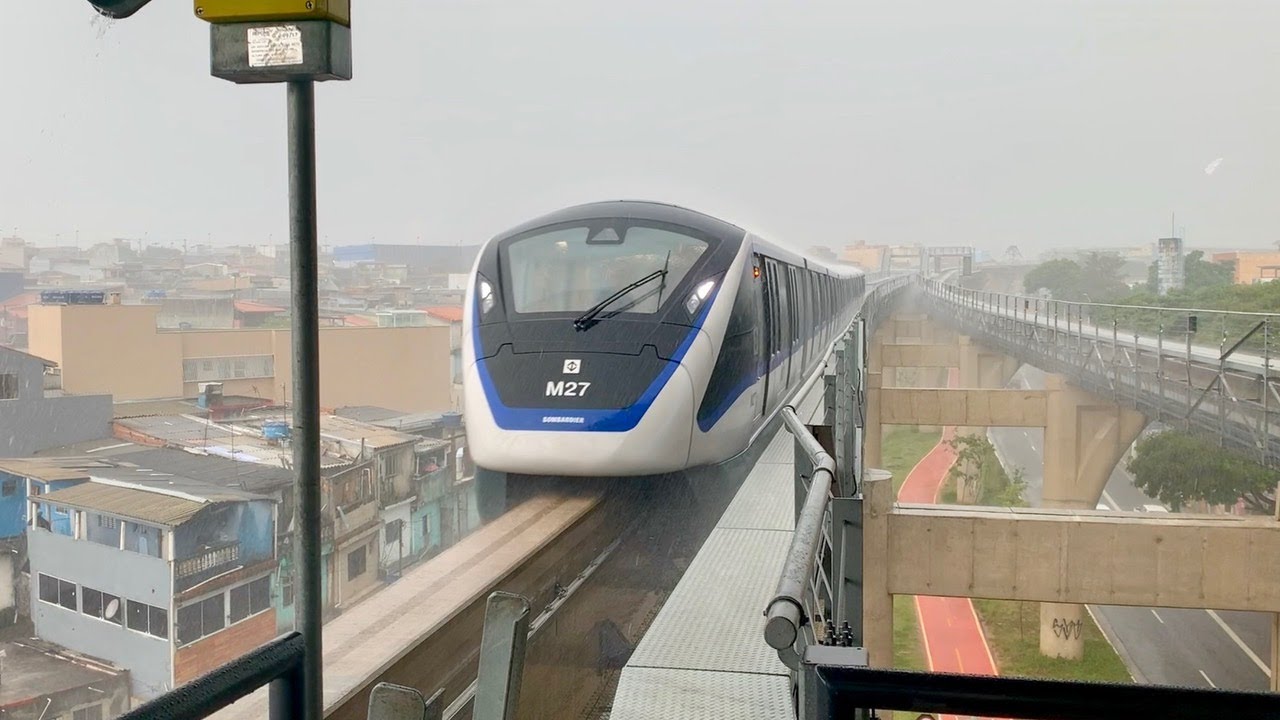 São Paulo Monorail in Torrential Rain