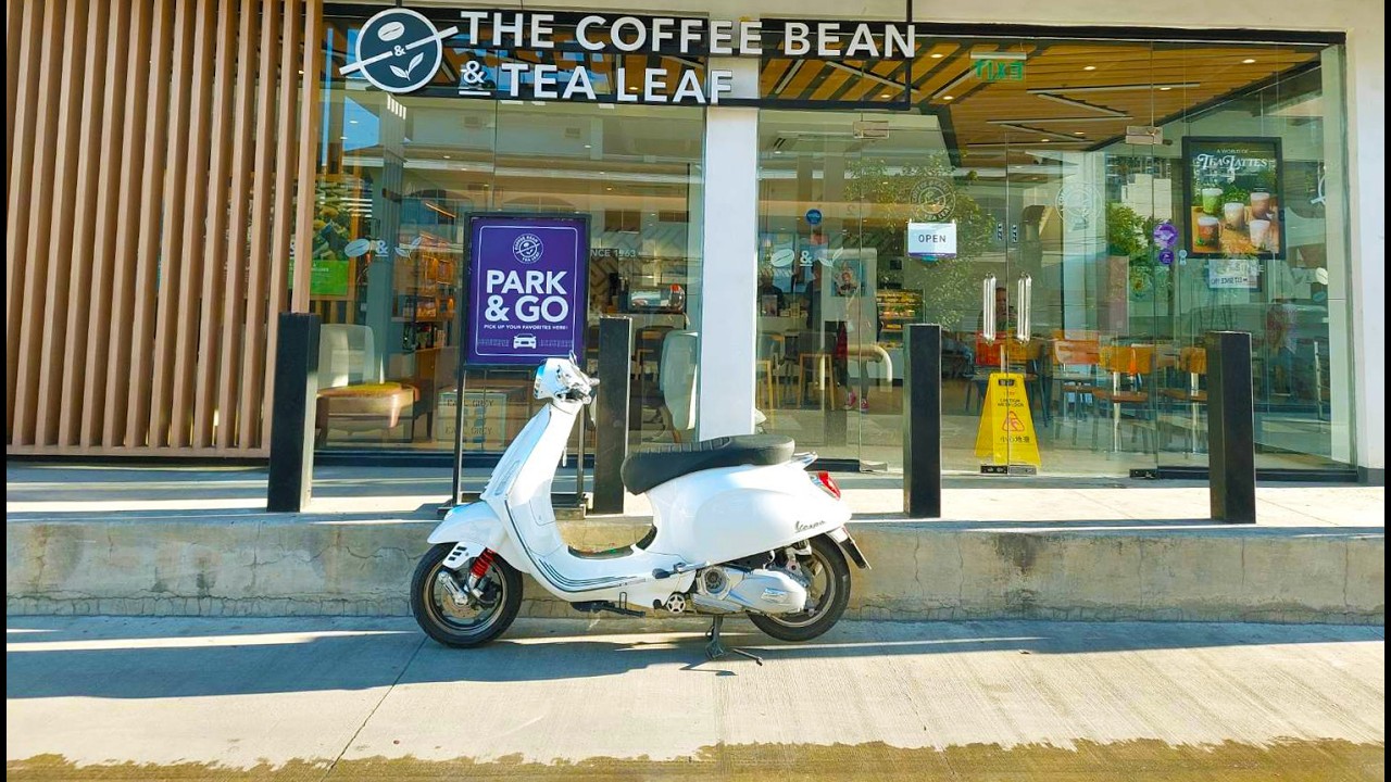 Morning Coffee | City Ride | Vespa Primavera