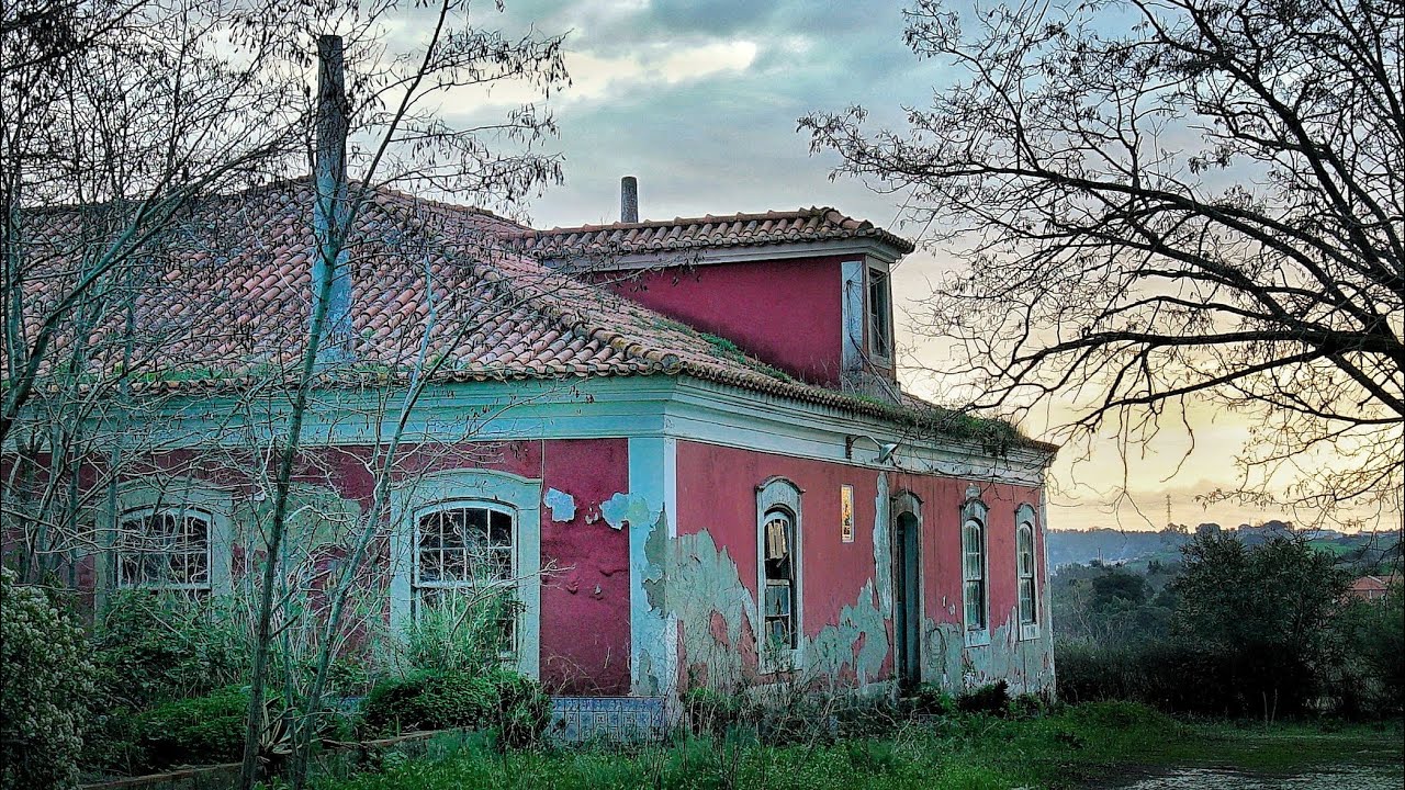 THE LOVERS HOUSE Abandoned House Everything Left Behind Urbex