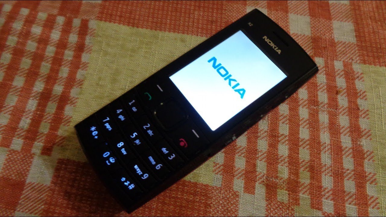 Обзор телефона Nokia X2-02