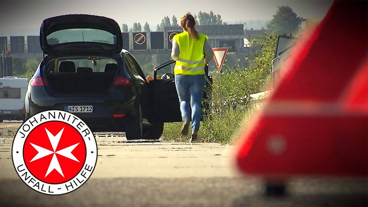 Eine Unfallstelle richtig absichern - so geht's
