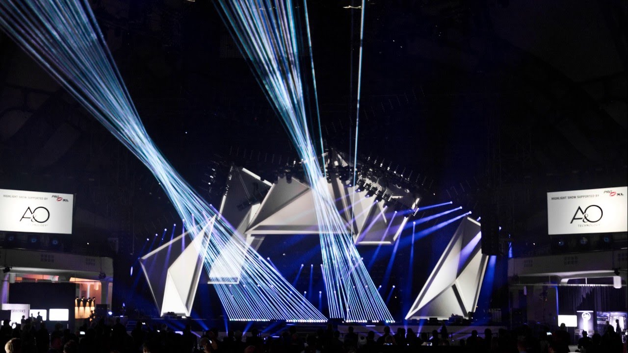 RTI NEO SIX RGB white light beam array bar with analog modulation and scanners  | Laserworld