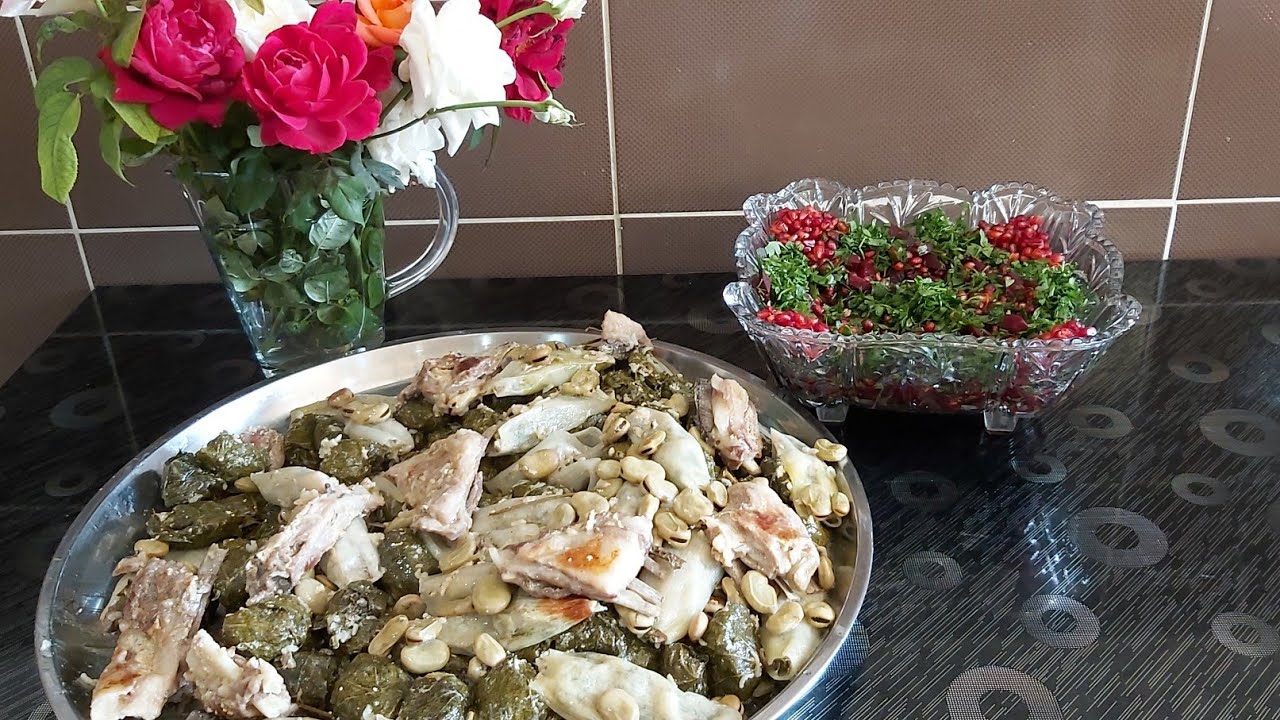 من اربيل دولمه ورق العنب الكورديه باللبن طعمه للحبايب و صحيه من ايد ام فراس