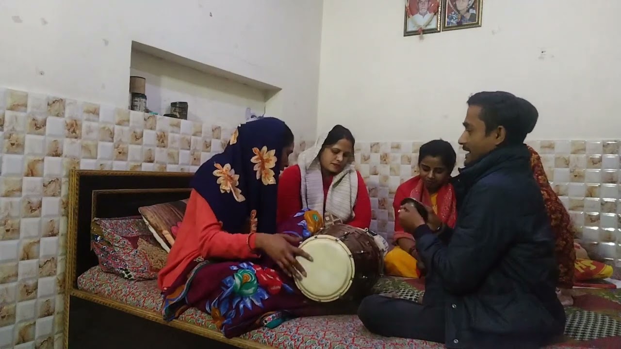 यह है राधा का गांव बरसाना श्याम मुरली या ना बजाना।  🙏👌👌🌹🌹💫💫🙏
