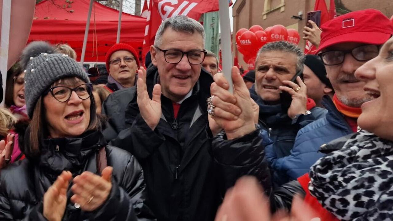 Sciopero generale, da Torino a Roma: viaggio tra i 500mila. Landini: 