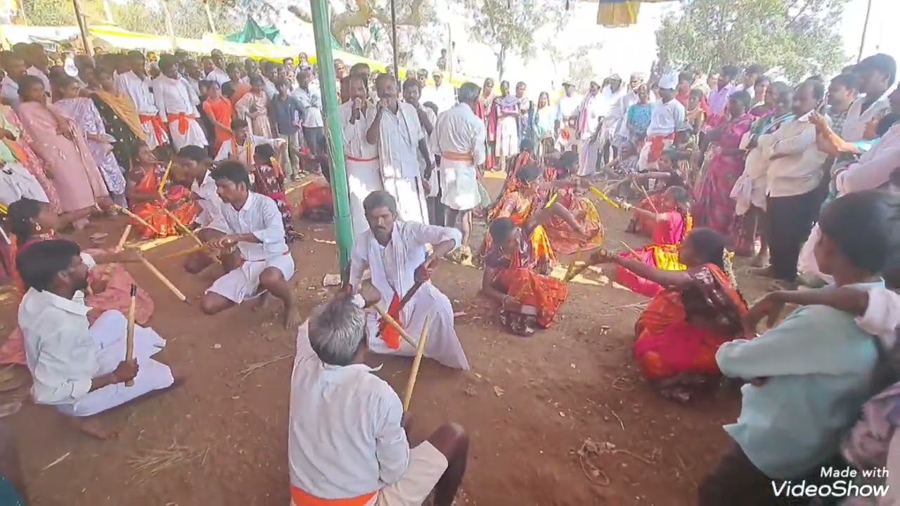 *బులిబులి ఎర్రని బుగ్గల దానా* చిన్నీ మనకోడి గలిచారా* జానపద కోలాటం నృత్యం మల్లయ్యదేవరపల్లె కోలాటం 