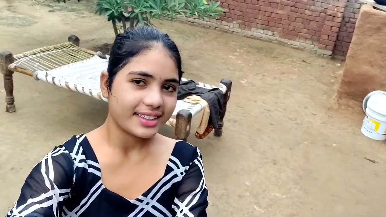 hamare ghar ke plants kitne hare bhare Hain