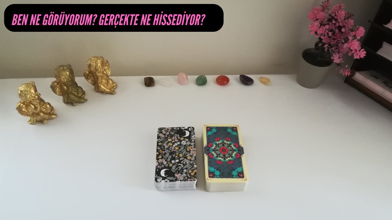 Ben Ne Görüyorum?👀♥️Gerçekte Ne Hissediyor? Tarot