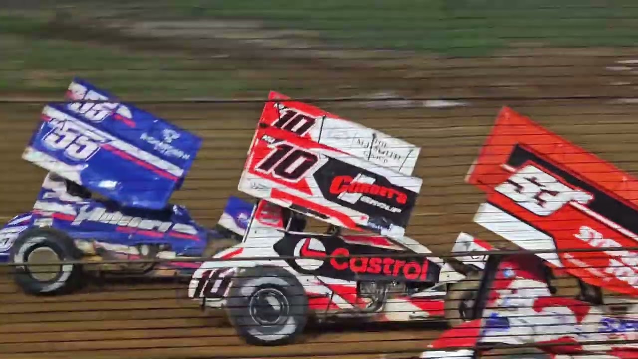 Dirt Storm 26 Hi Tec Oils Spint Car Western Sydney Speedway. Valentines Day. 