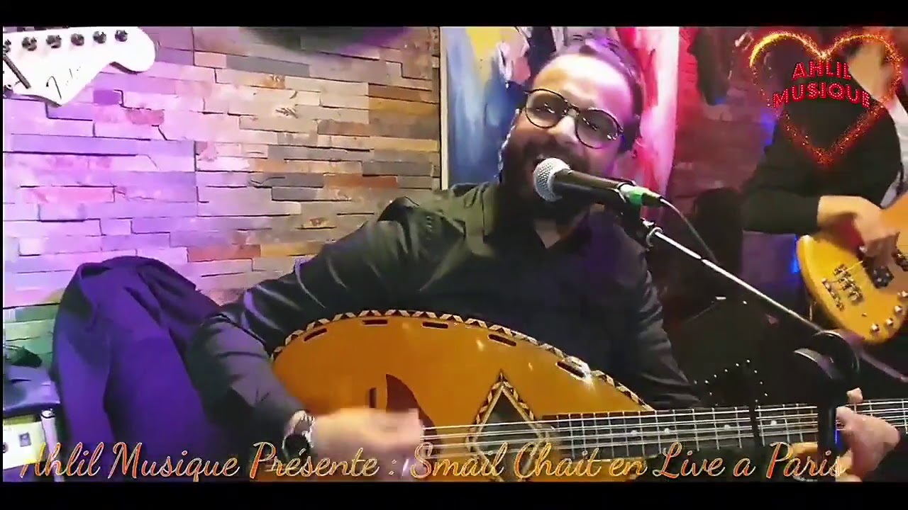 Smail chait en Live a Paris ( Ayaguitariw Ariyid Awal )