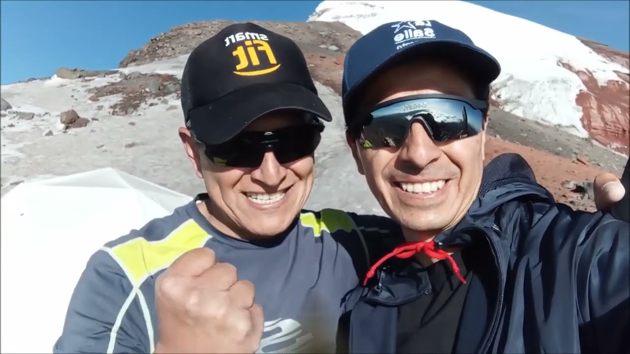 Ascenso y ruta completa al volcán Chimborazo, el punto más cercano al sol.