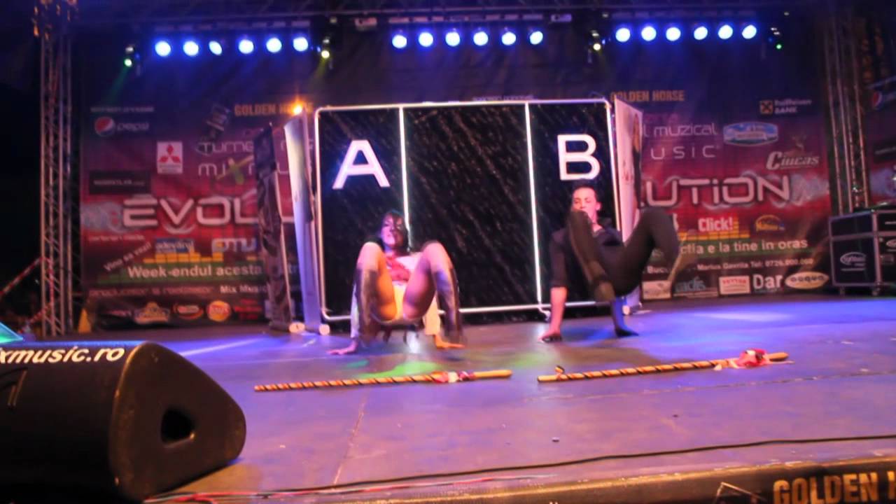Andreea Balan - Dancing Show - MixMusic Tour Alexandria 4.06.11
