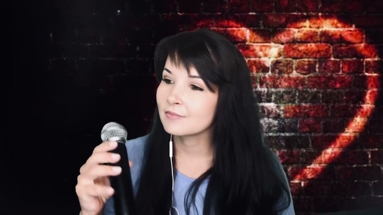 Landi sings Love is a stranger (home singing)