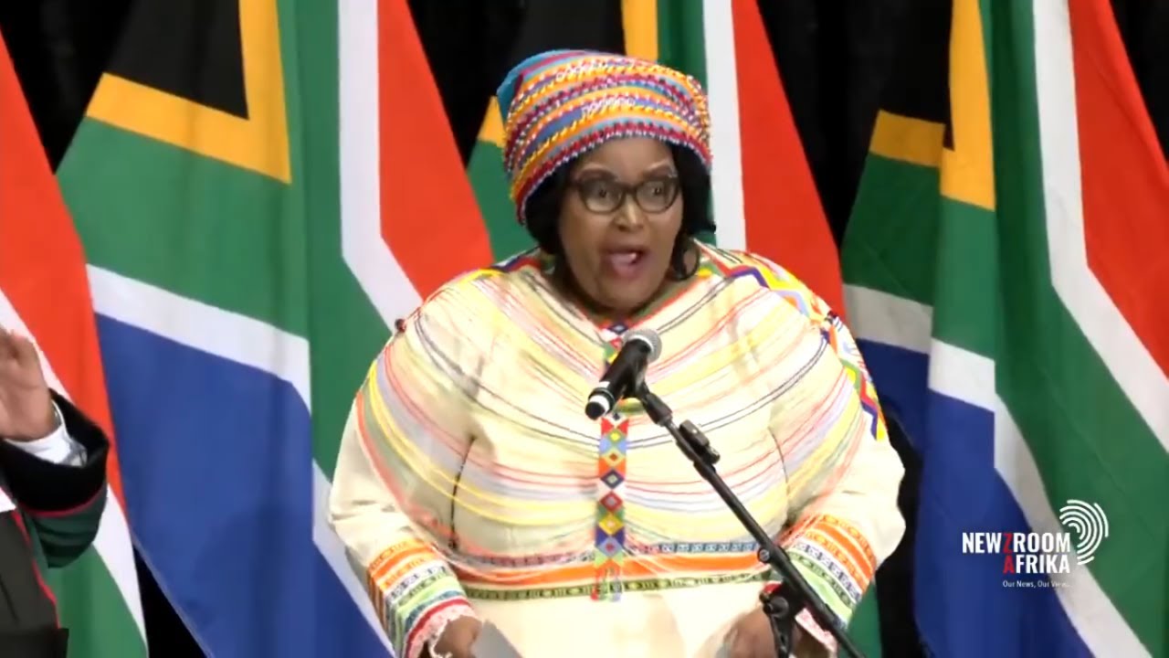 Pemmy Majodina's Hilarious Attempt at Pronouncing 